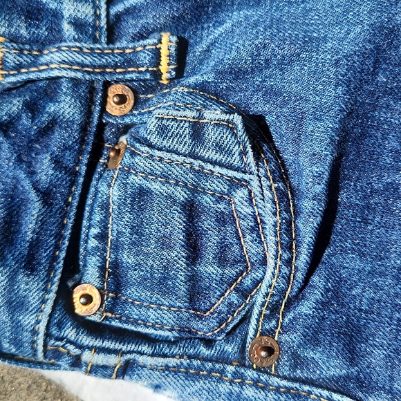 BiG E - Picture 8 of 14